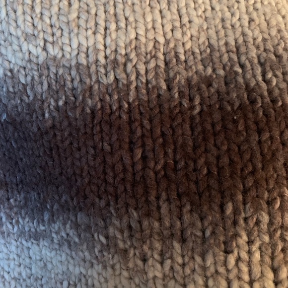 Barneys New York Soft Wool Sweater Large Stripes - Picture 5 of 5